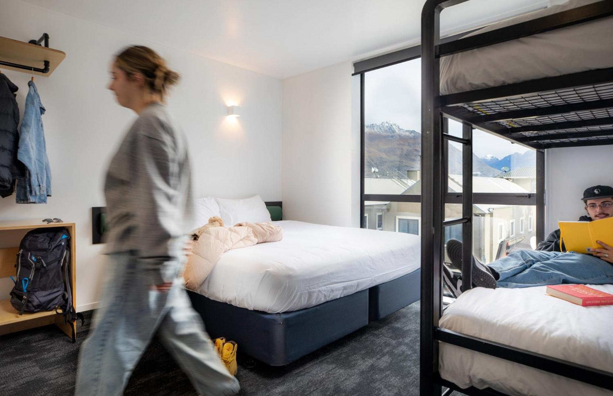 朱熹斯努泽皇后镇酒店 外观 照片 A room at the Queenstown YHA